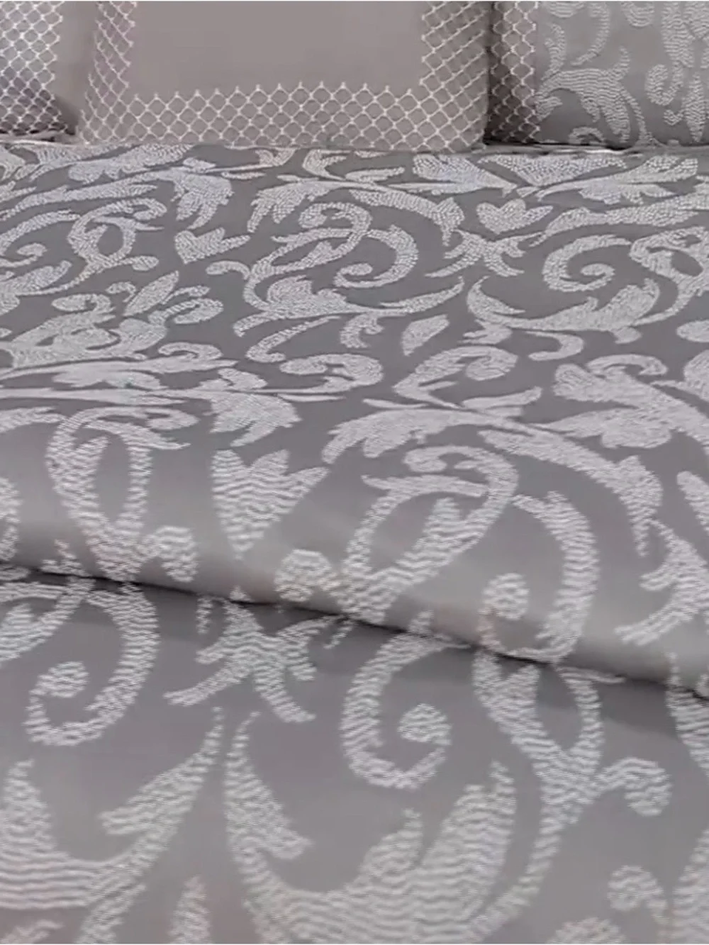 5-Pc Cal King Bedding Set Smoky Gray Jacquard Wynne Comforter Sham Skirt Pillow
